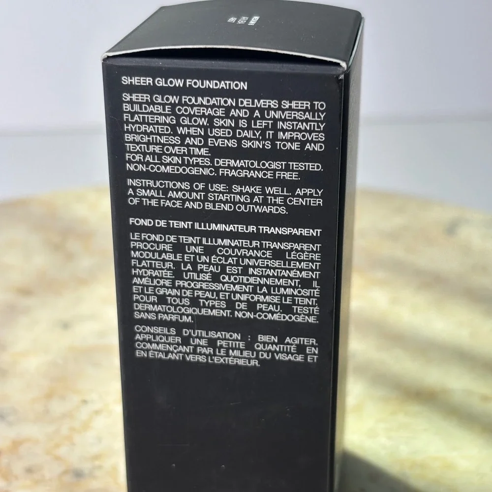 NARS Sheer Glow Foundation 1oz Medium 6 Aruba Radiant Finish 4867
